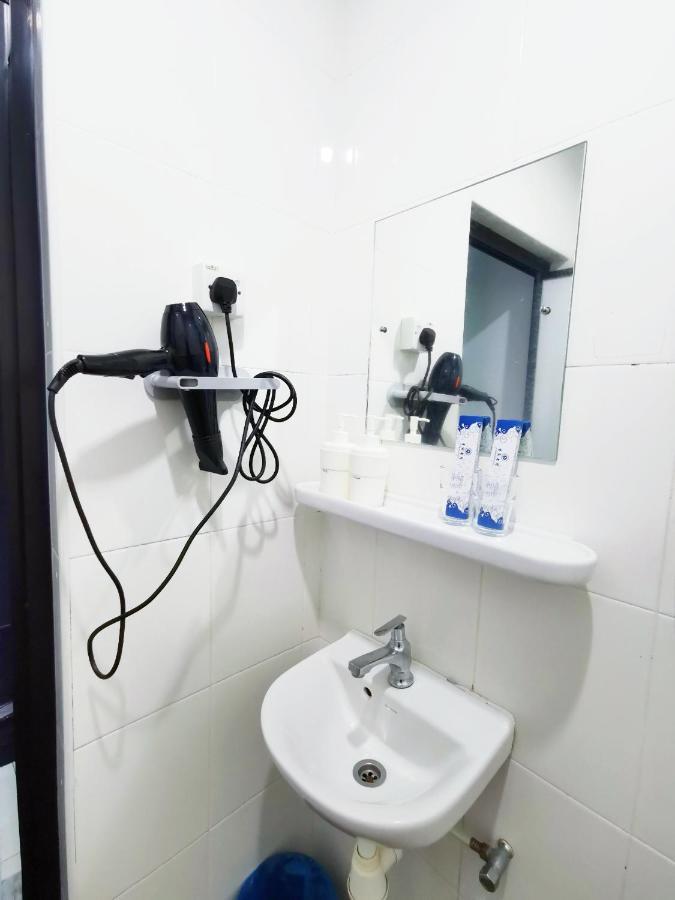 Gurney Coast Guest House By Sky Hive George Town Extérieur photo
