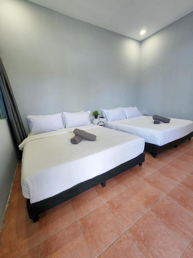 Gurney Coast Guest House By Sky Hive George Town Extérieur photo