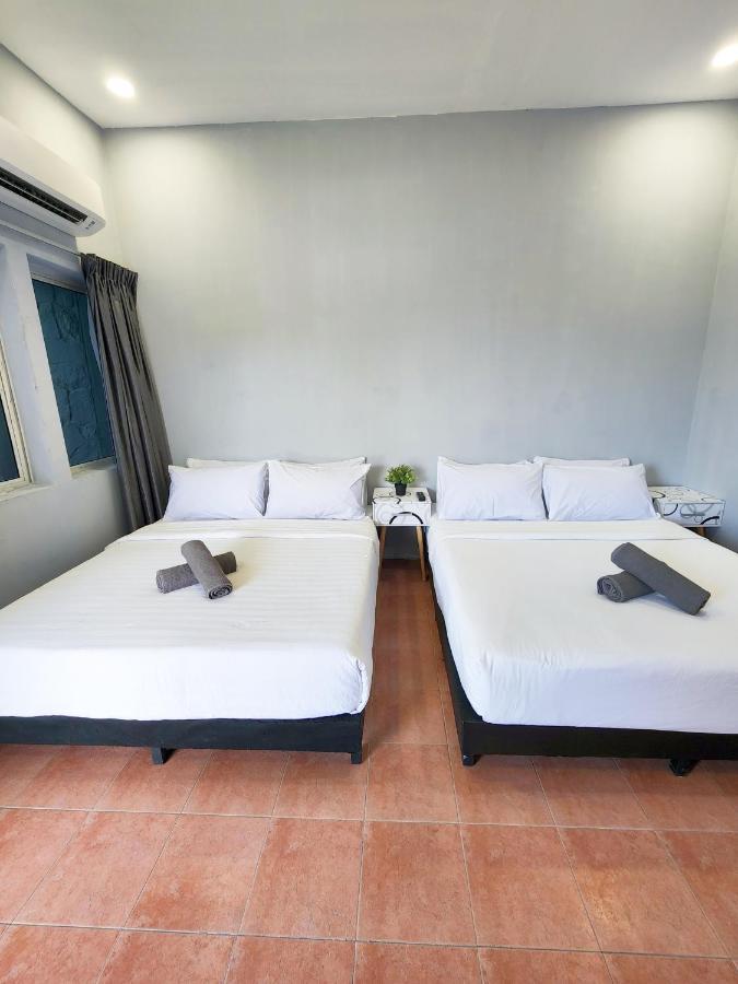 Gurney Coast Guest House By Sky Hive George Town Extérieur photo