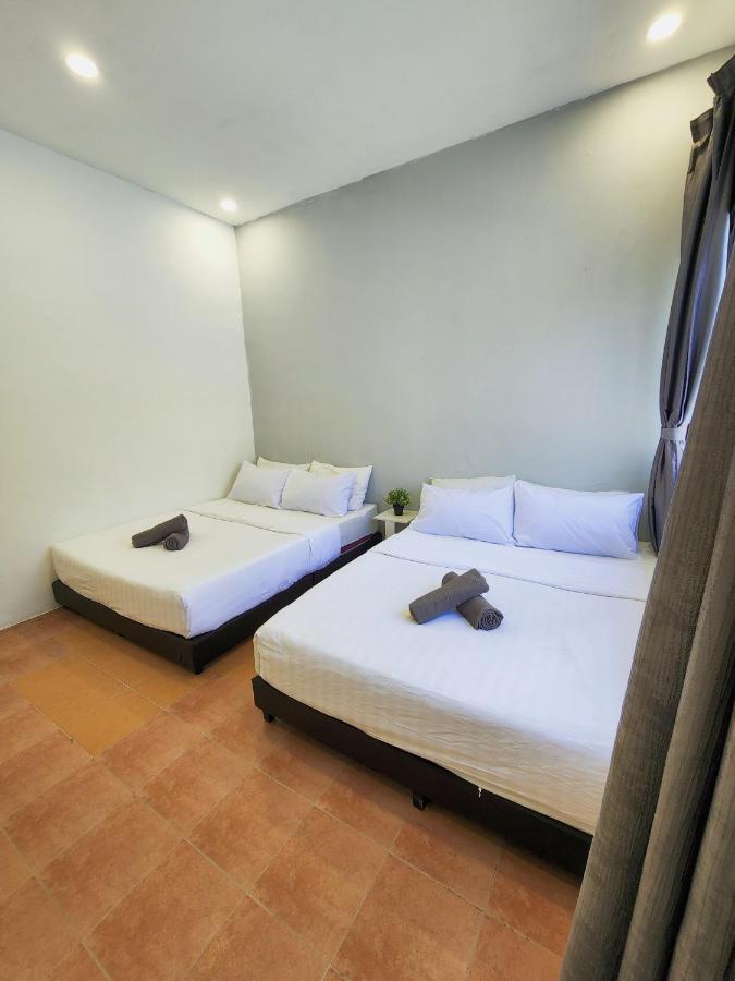 Gurney Coast Guest House By Sky Hive George Town Extérieur photo
