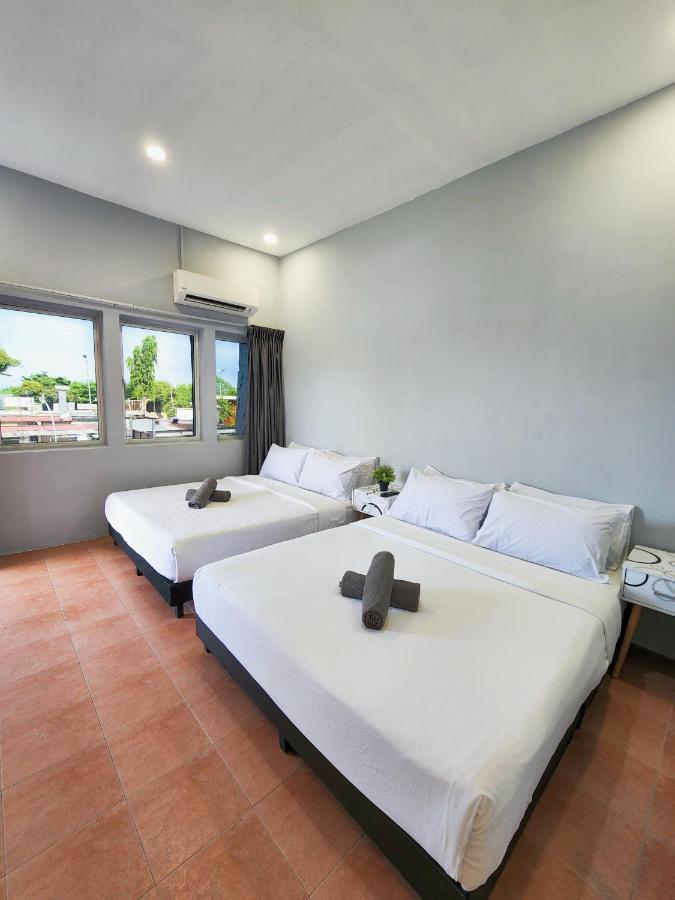 Gurney Coast Guest House By Sky Hive George Town Extérieur photo